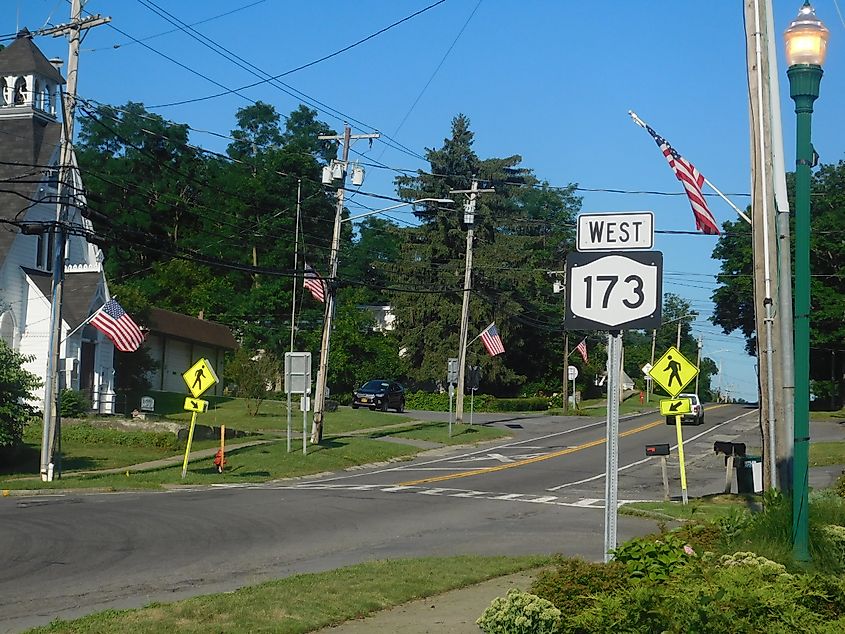 New York State Route 173 westbound in Jamesville, New York.