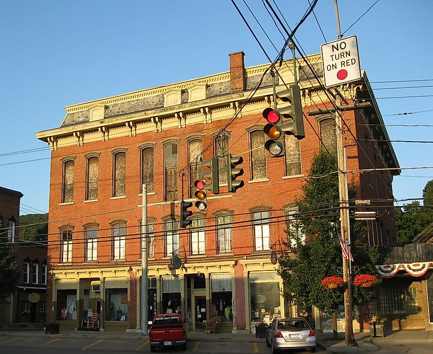 Old Homer Village Historic District. In Wikipedia. https://en.wikipedia.org/wiki/Old_Homer_Village_Historic_District By Doug Kerr from Albany, NY, United States - 081309 399, CC BY-SA 2.0, https://commons.wikimedia.org/w/index.php?curid=20442072