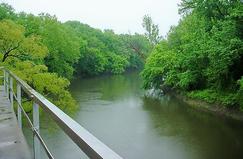 Coffeyville, Kansas. In Wikipedia. https://en.wikipedia.org/wiki/Coffeyville,_Kansas By unknown NOAA employee - https://www.crh.noaa.gov/ahps2/hydrograph.php?wfo=ict&amp;gage=cfvk1&amp;view=1,1,1,1,1,1 (file is https://www.crh.noaa.gov/images/ahps2/ict/cfvk1/cfvk1_us_0406.JPG), Public Domain, https://commons.wikimedia.org/w/index.php?curid=1187550