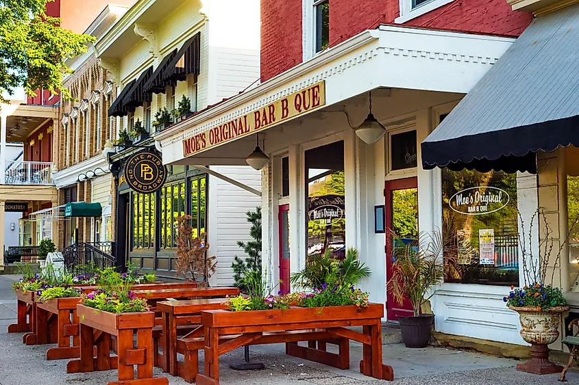 Sidewalk seating is a feature at Moe's Bar B Que and other establishments on the main street of Granville, Ohio. Editorial credit: Kenneth Sponsler / Shutterstock.com