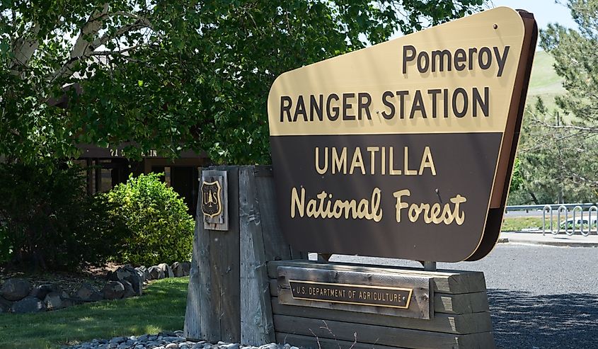 Pomeroy Ranger Station sign at Umatilla National Forest. Image credit Ian Dewar Photography via Shutterstock. 