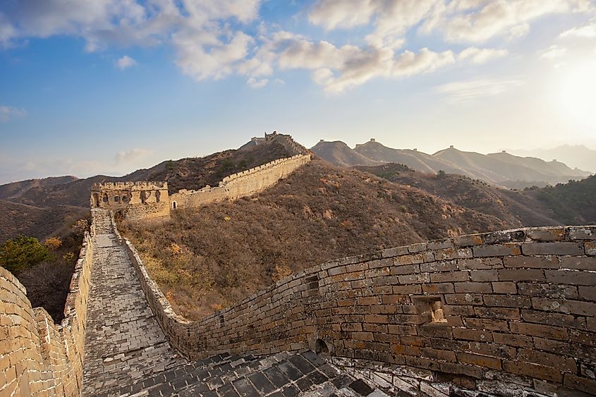 DidYouKnow - The only man made structure visible from space is the Great  Wall of China. #Chi…