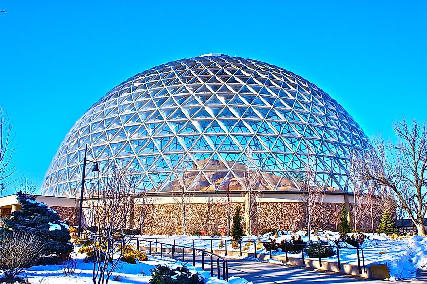 Desert Dome at the Henry Doorly Zoo and Aquarium