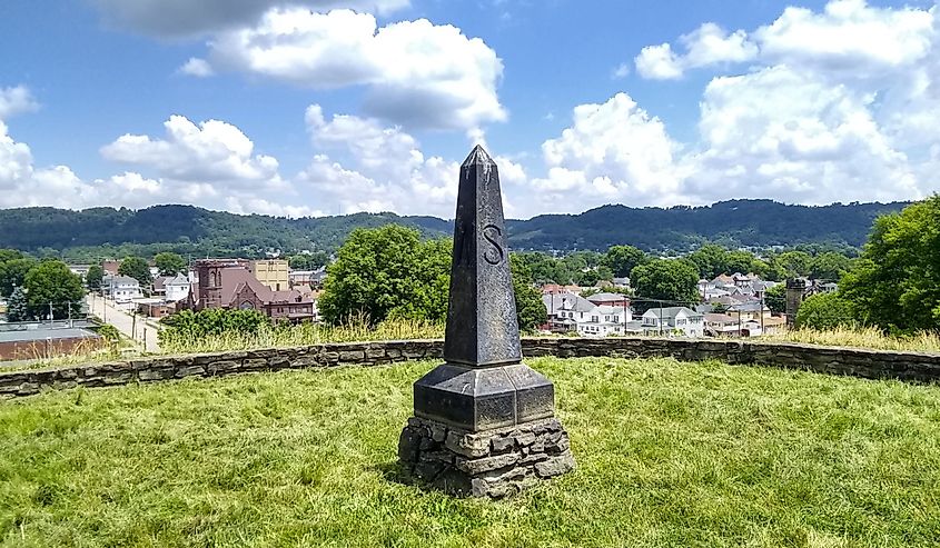 Monument on top of the Moundsville mound