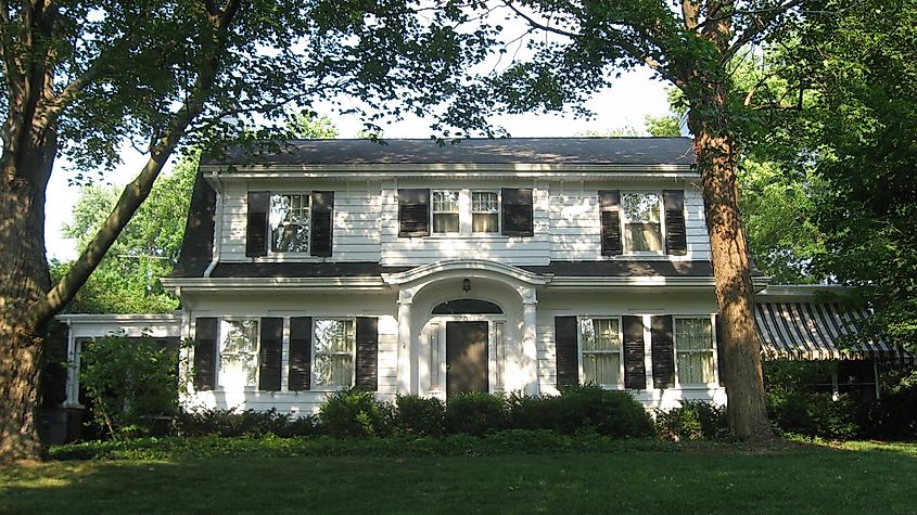 More details T. Harlan and Helen Montgomery House in Seymour, Indiana.