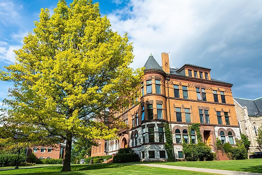 Hopkins Hall of the Williams College in Williamstown, via  Alizada Studios / Shutterstock.com