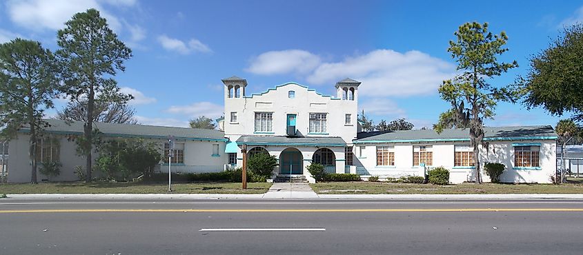 Bowling Green, Florida: Former Green Hotel, listed in A Guide to Florida's Historic Architecture.