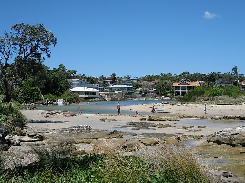 Currarong, New South Wales. In Wikipedia. https://en.wikipedia.org/wiki/Currarong,_New_South_Wales By Phil Whitehouse from London, United Kingdom - Currarong InletUploaded by traveler100, CC BY 2.0, https://commons.wikimedia.org/w/index.php?curid=20717094