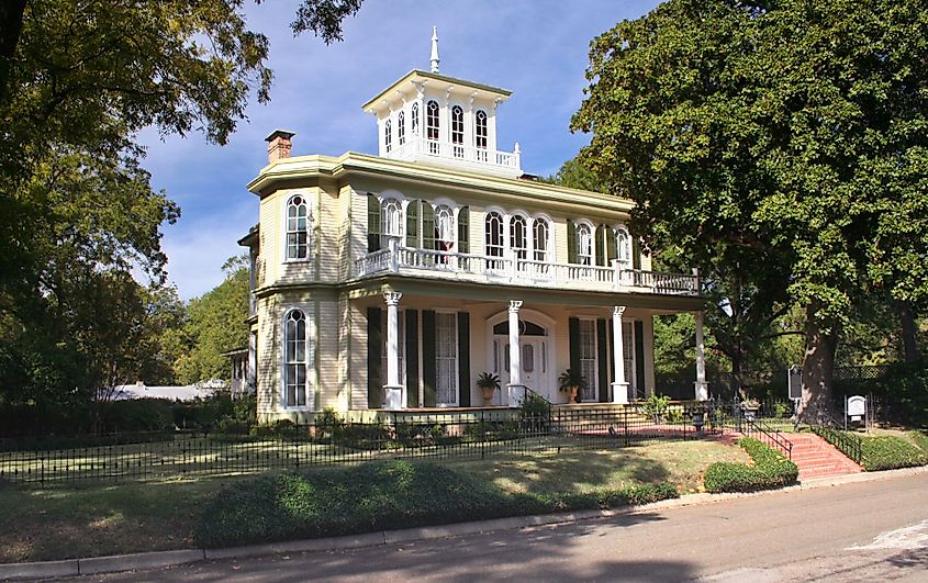 House of the Seasons in Jefferson, Texas