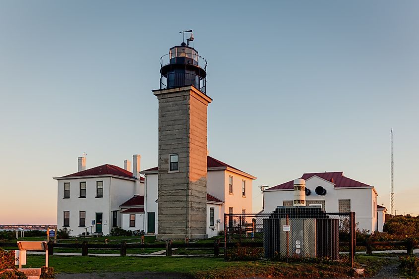 Beavertail State Park and lighthouse at dawn on a cold fall morning