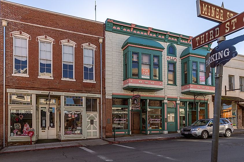 Shops on Miner Steet Downtown in Yreka, California. Editorial credit: CL Shebley / Shutterstock.com