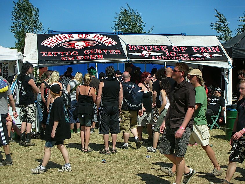 A tattoo tent in Sweden at a festival. Source: Wikimedia/Picpicman