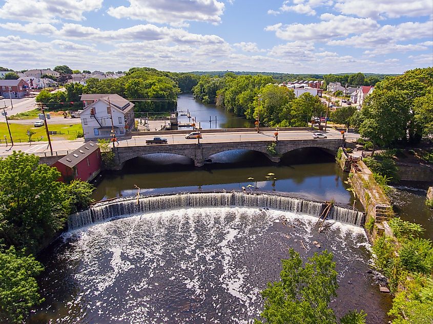 Valley Falls and Board Street bridge over Blackstone River at Valley Falls Heritage Park.