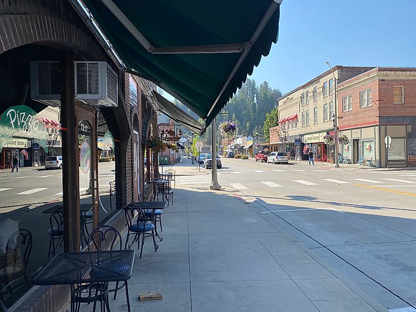 The quiet, sunny Main Street of Idaho's Bonners Ferry