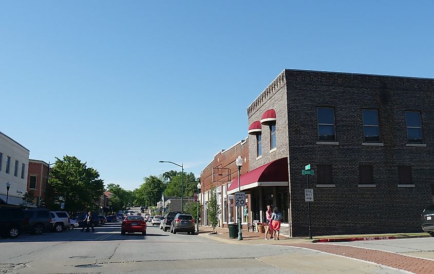 Old buildings in the historic district of Siloam Springs, Arkansas. Editorial credit: RaksyBH / Shutterstock.com.