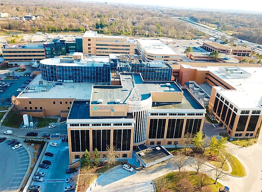 Missouri Baptist Medical Center. In Wikipedia. https://en.wikipedia.org/wiki/Missouri_Baptist_Medical_Center By LittleT889 - Own work, CC BY-SA 4.0, https://commons.wikimedia.org/w/index.php?curid=67481723