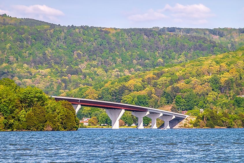 Tennessee River scenic views at Jasper rest area, Tennessee.