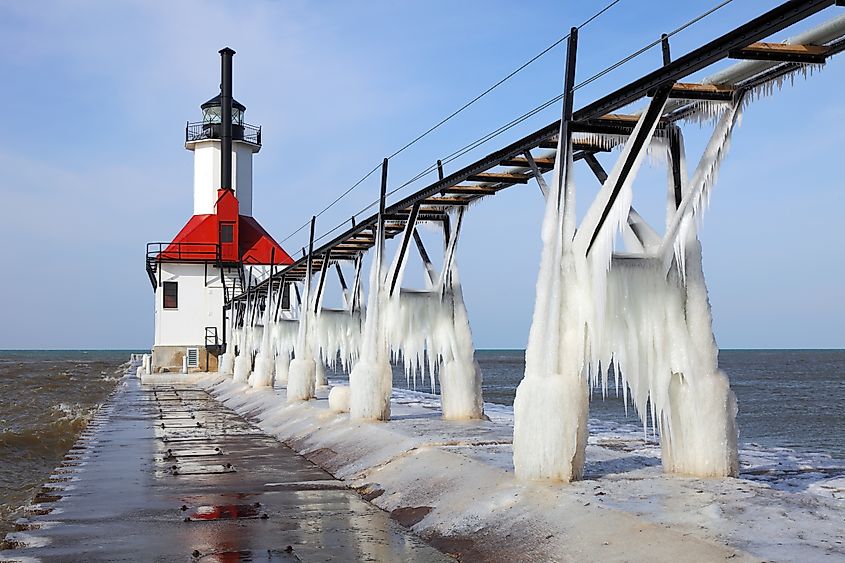 St. Joseph Pierhead Lighthouse (1859) in winter, St. Joseph, Michigan.