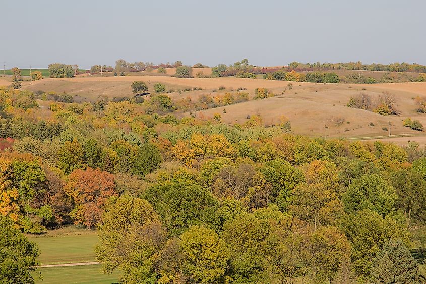 Hole in the Mountain County Park in Lake Benton