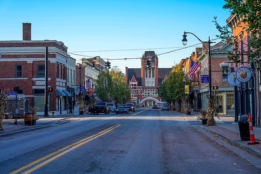 The beautiful downtown area of Bardstown, Kentucky.