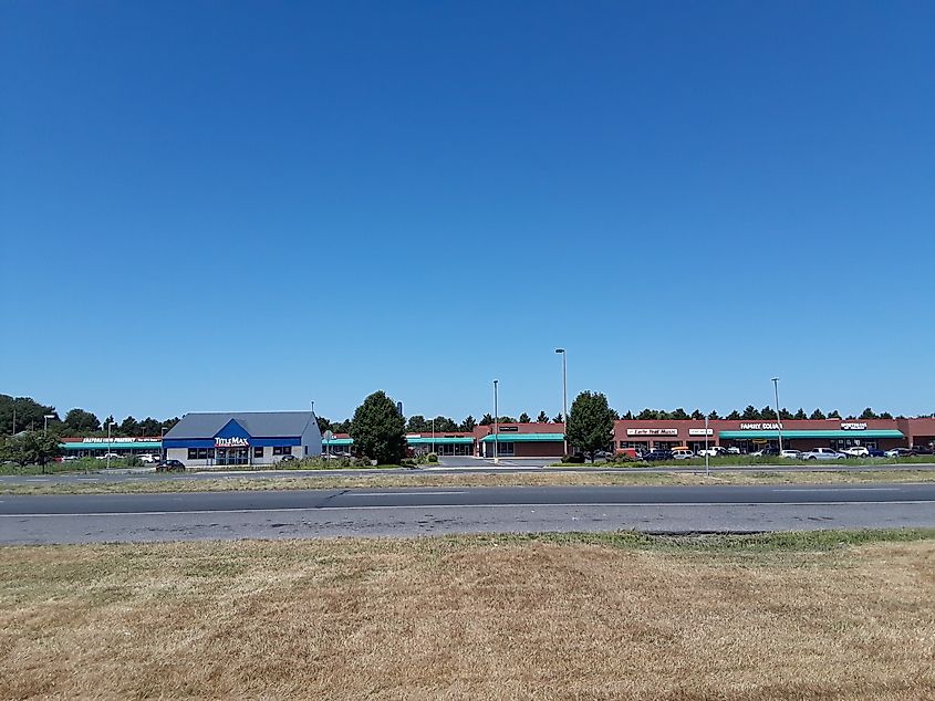 State Line Plaza in Delmar, Maryland.