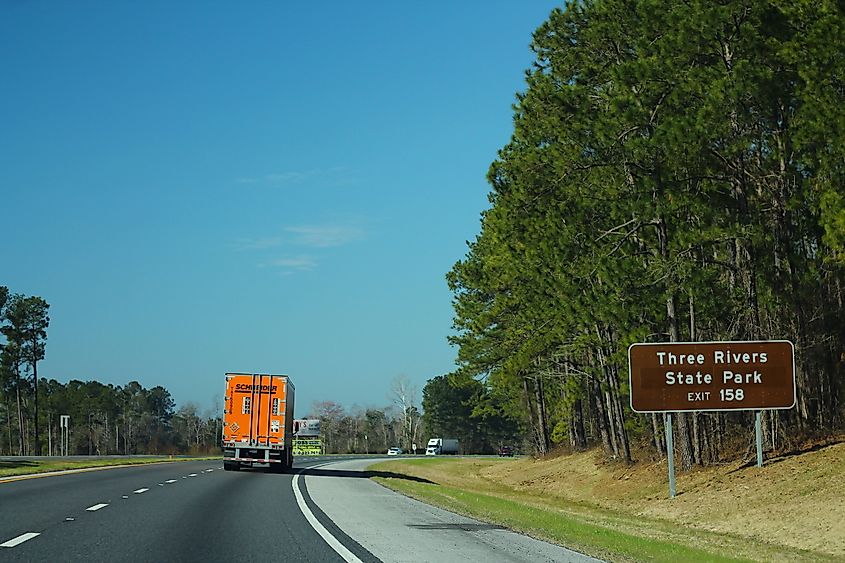 View of Interstate 10 West at mile marker 158 near Three Rivers State Park