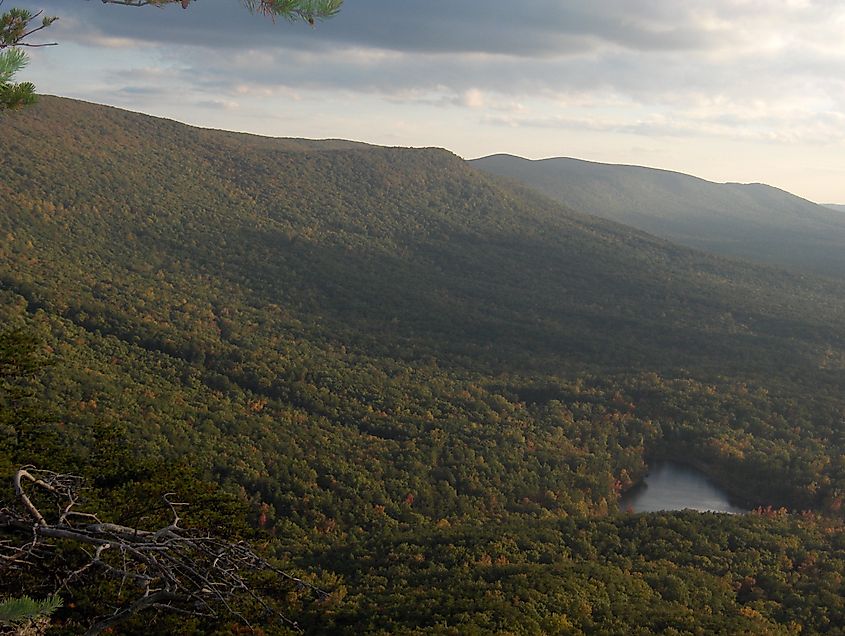 1 ⁄ 2 More details Lake at base of Cheaha Mountain, highest point in Alabama