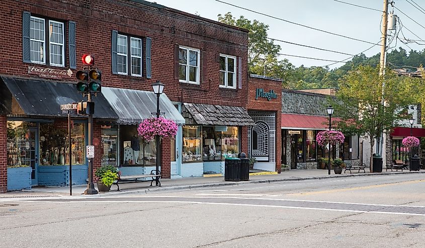 Downtown street in Blowing Rock, North Carolina.