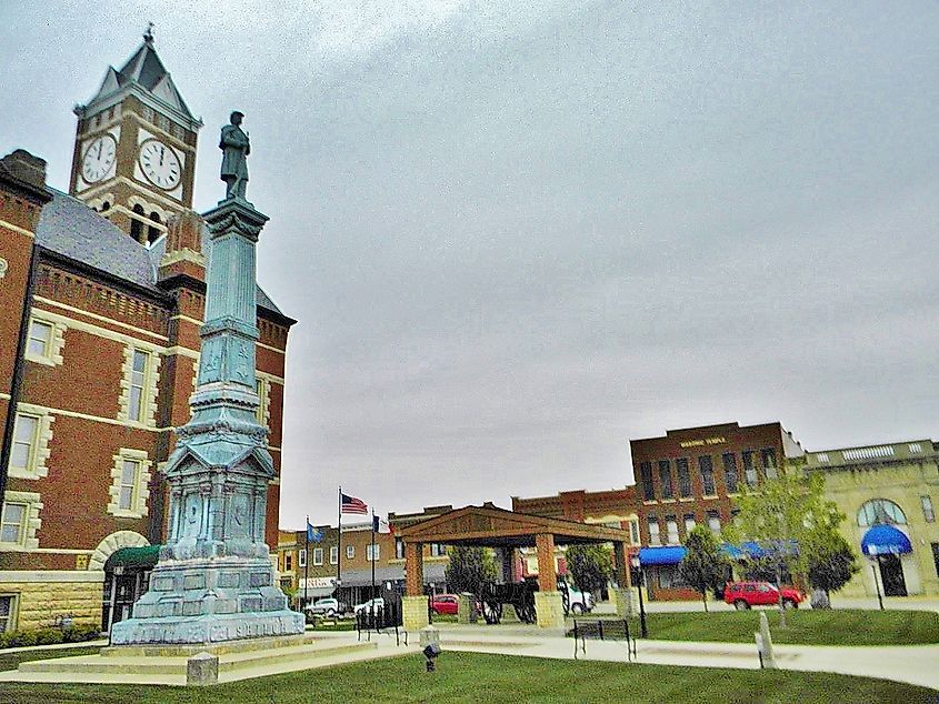 10 Underrated Small Towns To Explore In Iowa - WorldAtlas