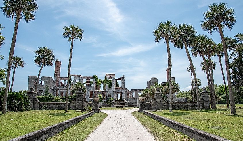 Dungeness ruins at Cumberland Island National Seashore. Image credit jctabb via AdobeStock.