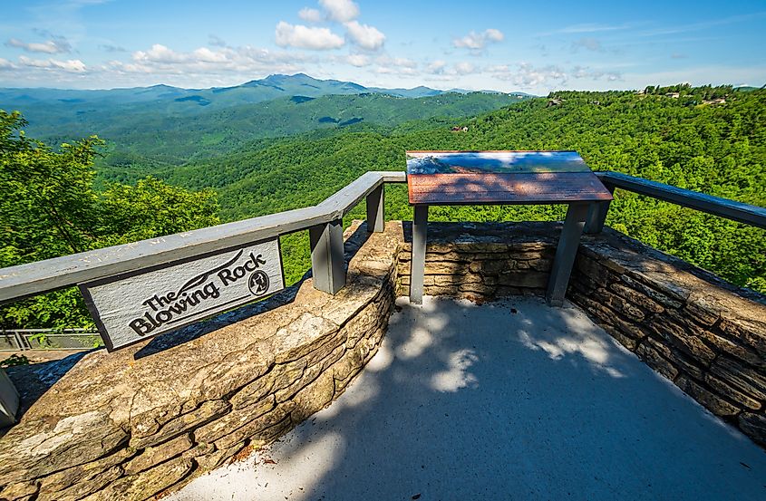 View of observation point on The Blowing Rock, North Carolina in summer time. Editorial credit: Chansak Joe / Shutterstock.com