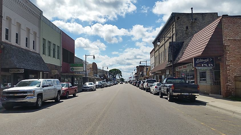 Looking south along Cedar Street in Manistique, Michigan