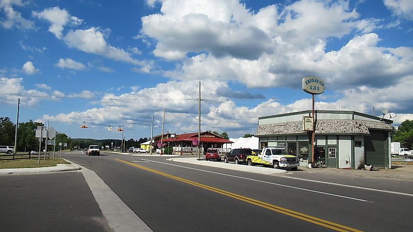Looking north along U.S. Route 131.