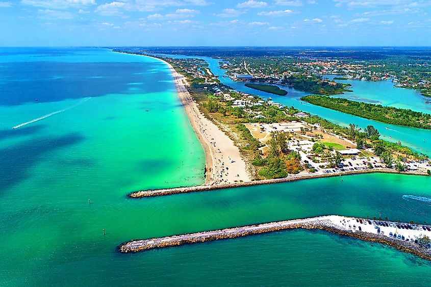 The jetty at Venice, Florida, along the Gulf Coast, a popular tourist destination known for its scenic views, fishing opportunities, and beautiful coastline.