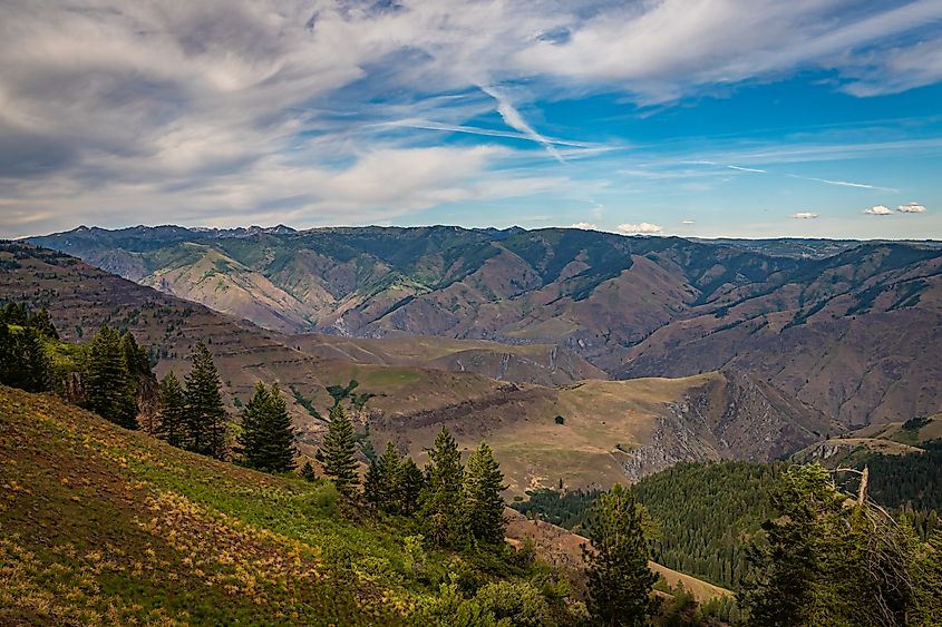 A view from the Hells Canyon Overlook in Oregon.