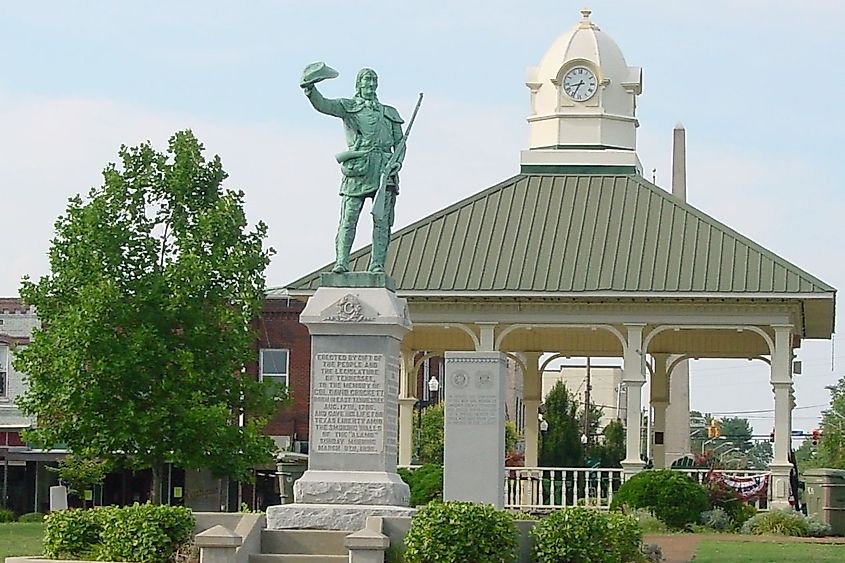 The town square in Lawrenceburg, Tennessee, with a statue of David Crockett.