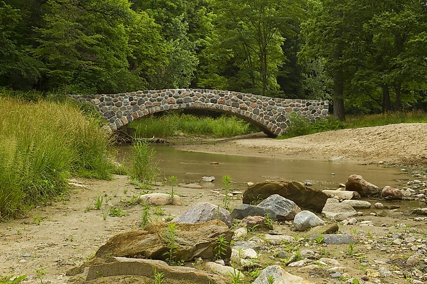 Peas Creek & Bridge.