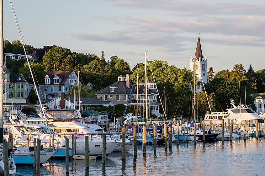 The beautiful waterfront of Mackinac Island, Michigan.