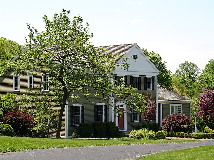 A Federal-style Colonial home in Chester, New Jersey