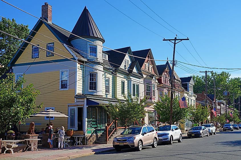 View of buildings in downtown historic Clinton, Hunterdon County, New Jersey, United States. Editorial credit: EQRoy / Shutterstock.com