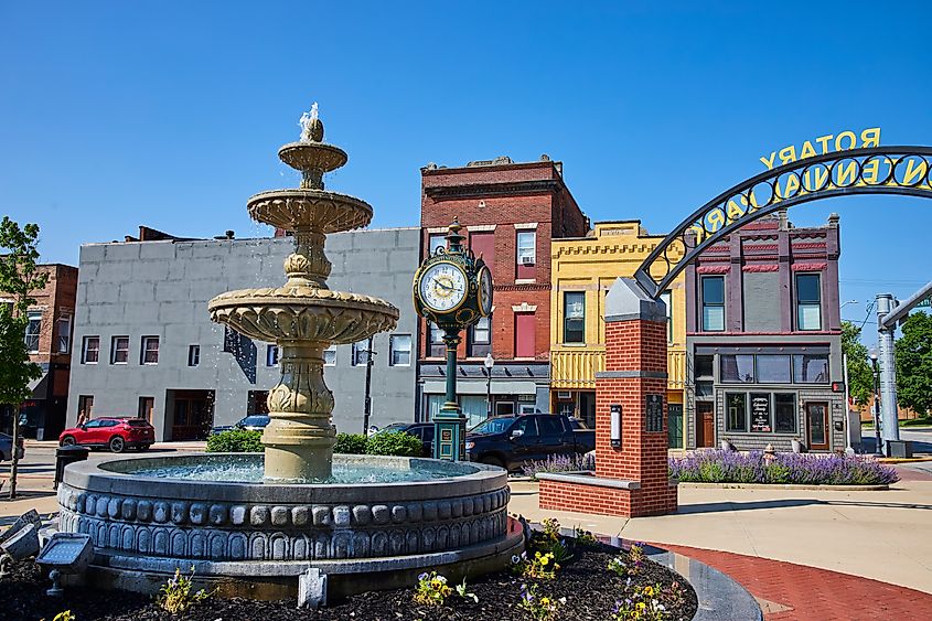 The charming downtown of Huntington, Indiana.