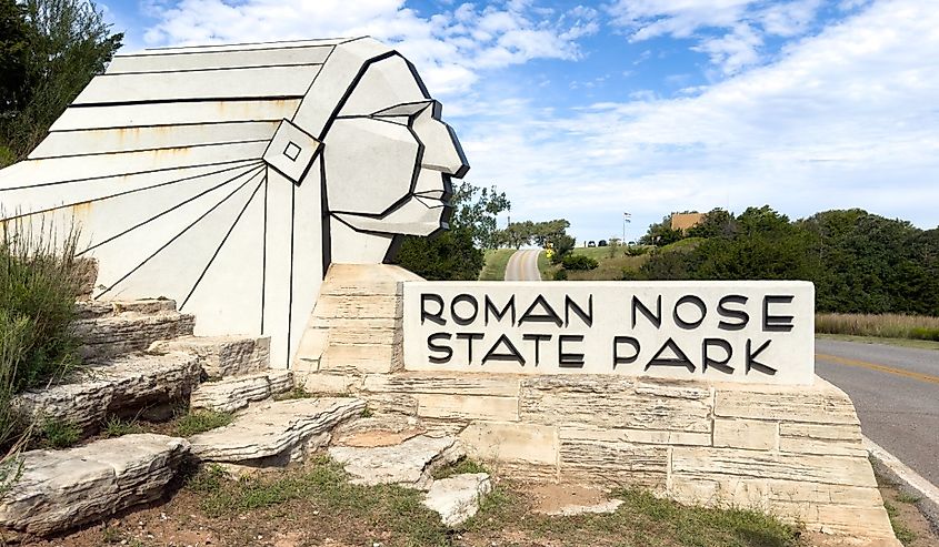 Entrance sign of Roman Nose State Park.