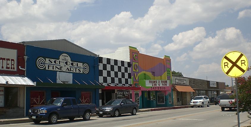 Copperas Cove, Texas. In Wikipedia. https://en.wikipedia.org/wiki/Copperas_Cove,_Texas By Viceroy Bob - Own work, Public Domain, https://commons.wikimedia.org/w/index.php?curid=7260492