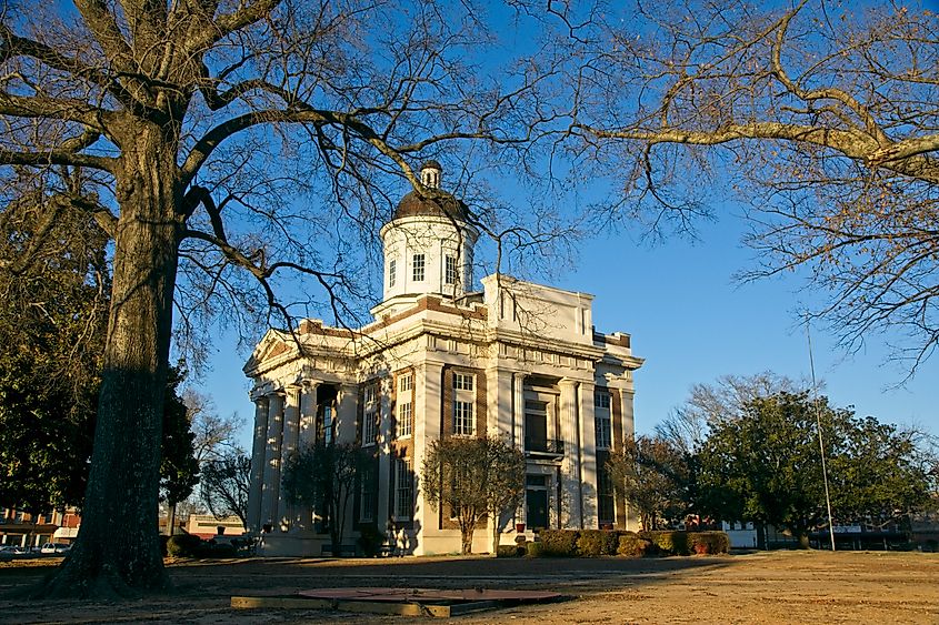  Madison County Courthouse in Canton, Mississippi, USA. Editorial credit: Bennekom / Shutterstock.com