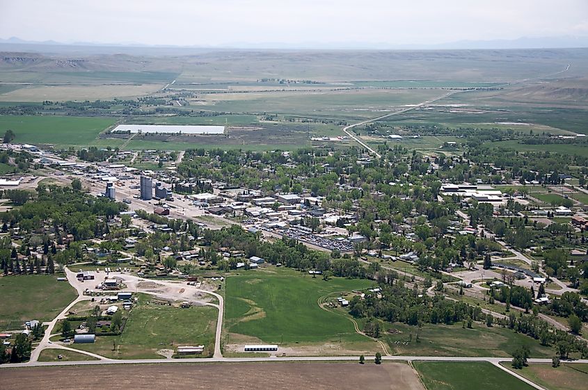 Choteau, Montana. In Wikipedia. https://en.wikipedia.org/wiki/Choteau,_Montana By Sam Beebe - Choteau, Montana, CC BY 2.0, https://commons.wikimedia.org/w/index.php?curid=9718129