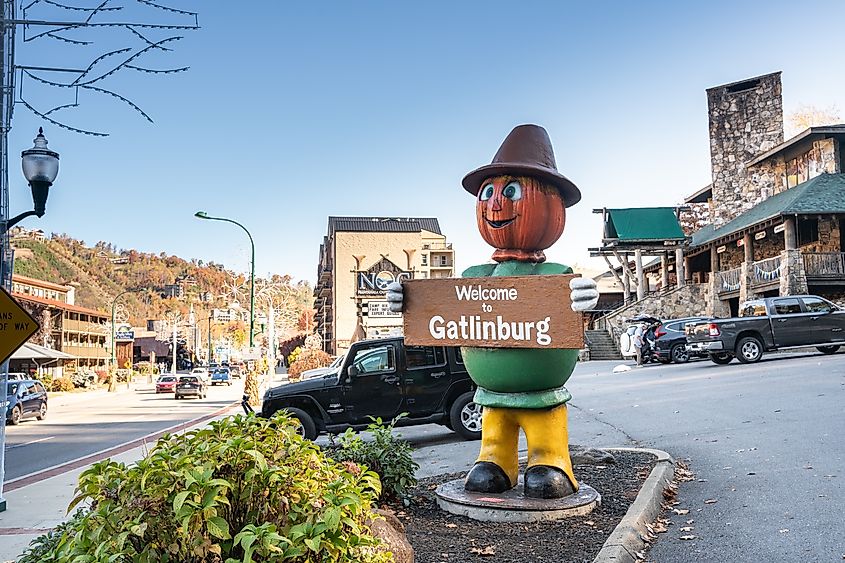 Street view of popular tourist city of Gatlinburg Tennessee