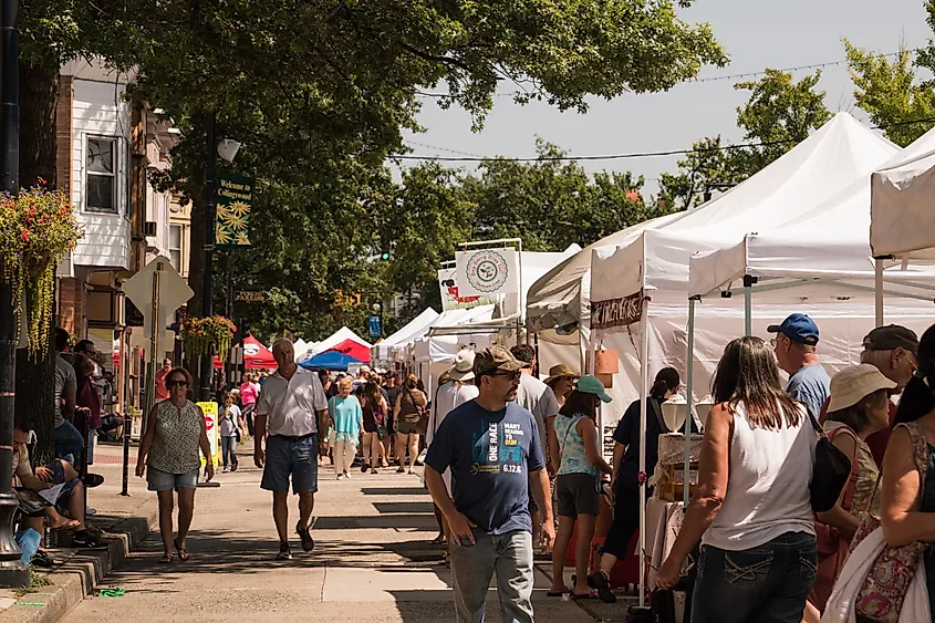 The Collingswood Craft and Fine Art Festival. Editorial credit: Alan Budman / Shutterstock.com