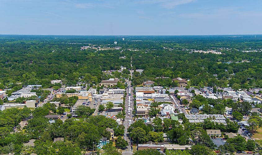 Aerial view of the city of Fairhope, Alabama.