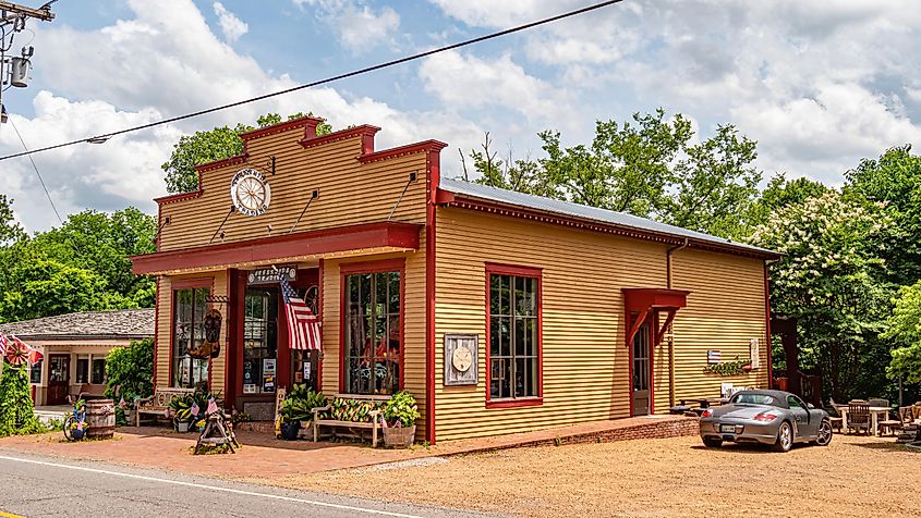 Charming storefront in Leipers Fork, Tennessee, featuring patriotic decor and vintage charm