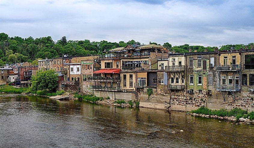 Restaurants and houses on the Grand River in Paris. 